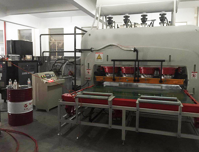 貼面熱壓機電加熱導(dǎo)熱油爐加熱
